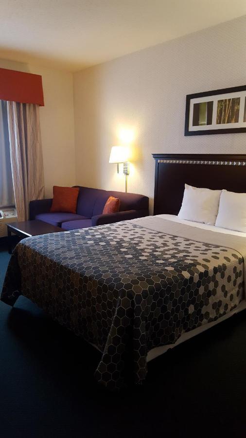 Rodeway Inn Urbana Champaign University Area Екстериор снимка