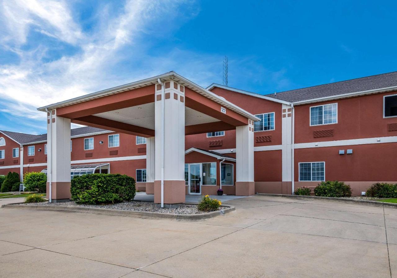 Rodeway Inn Urbana Champaign University Area Екстериор снимка
