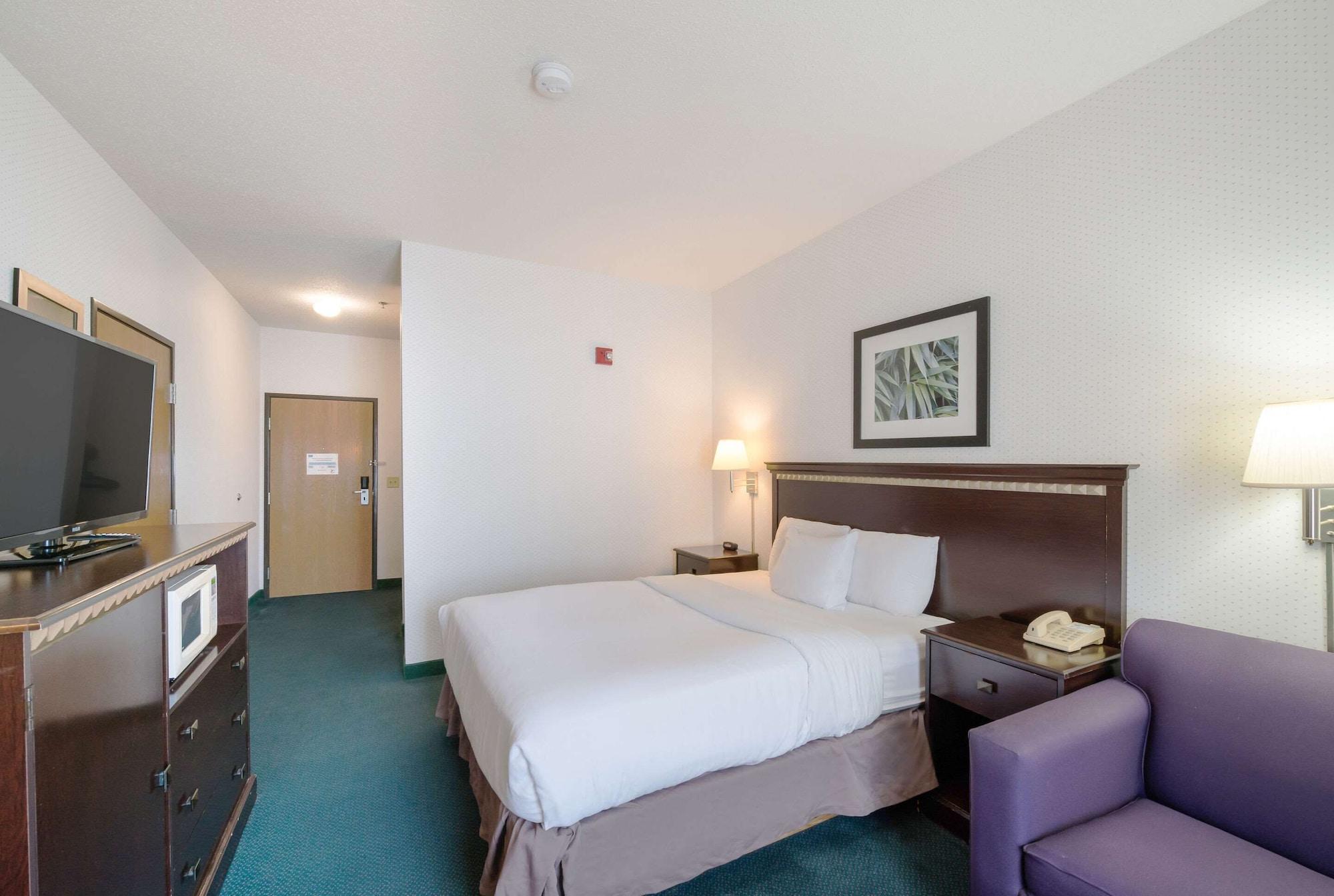 Rodeway Inn Urbana Champaign University Area Екстериор снимка
