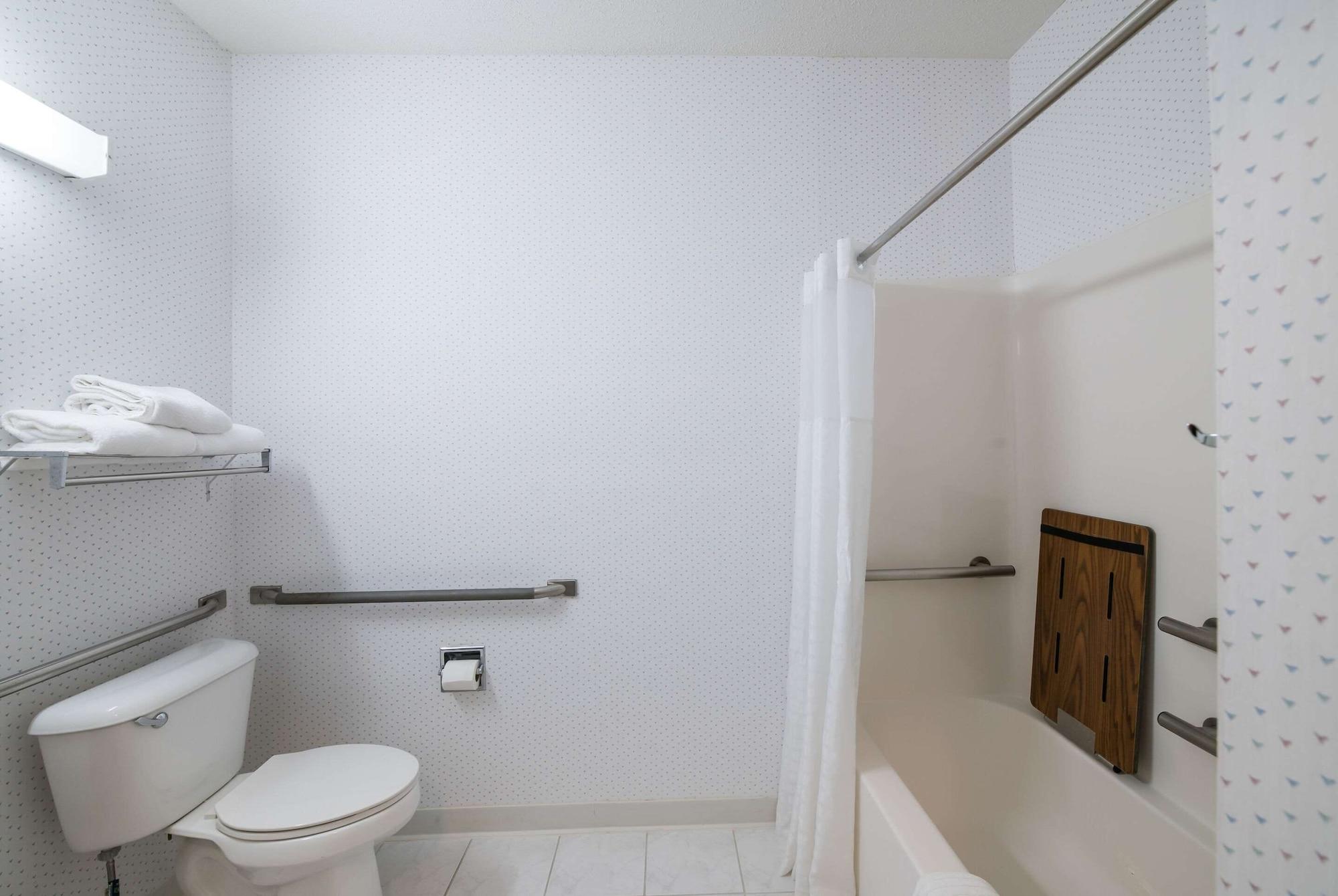 Rodeway Inn Urbana Champaign University Area Екстериор снимка